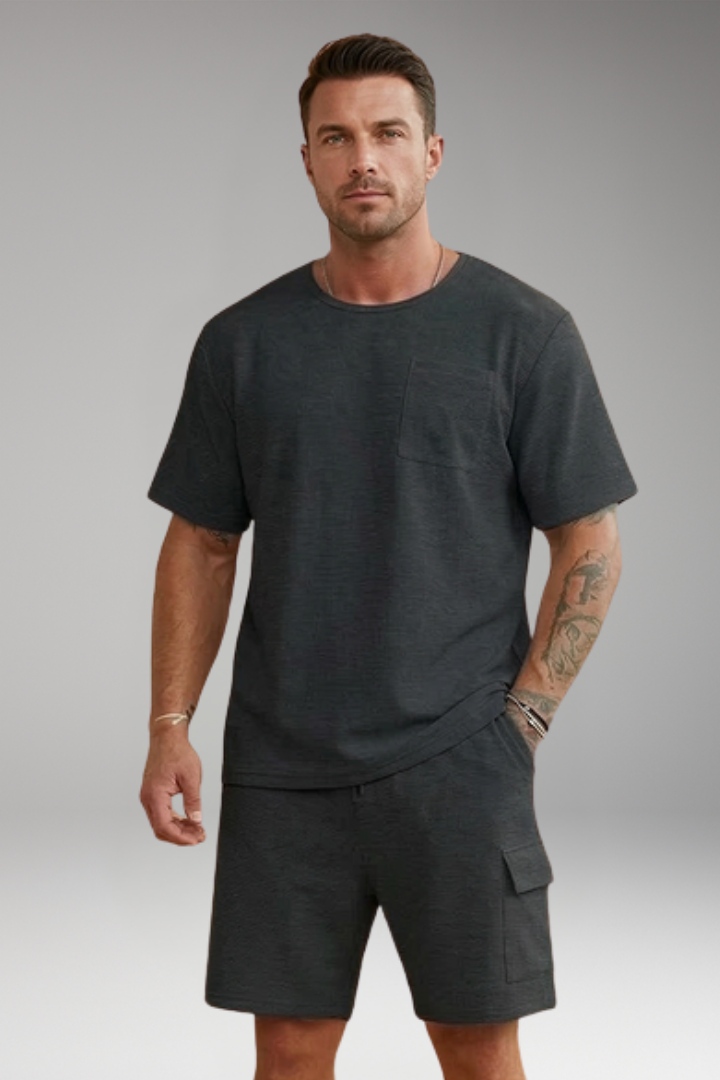 Men's 2-Piece Set with Round Neck for Summer