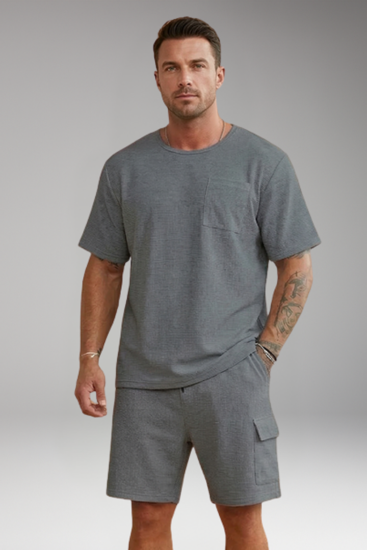Men's 2-Piece Set with Round Neck for Summer
