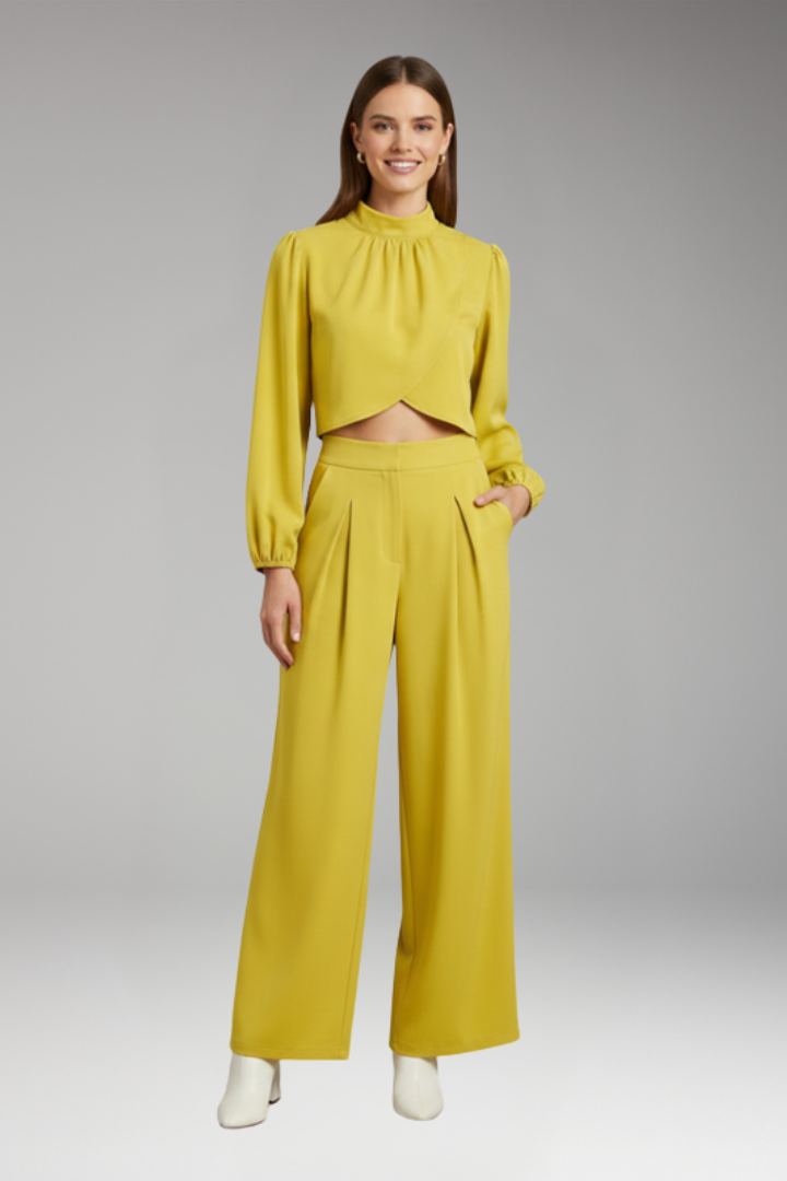 Women's 2-Piece Set with High Neckline for All-Season Wear