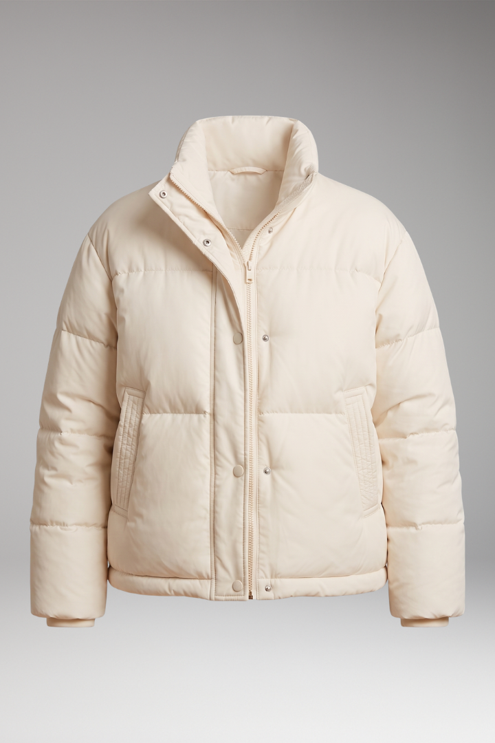 Women's Winter Puffer Jacket with Warm Layering for Cold Weather